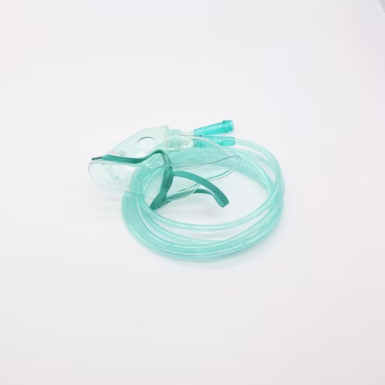 크기가 다른 의료용 분무기 마스크